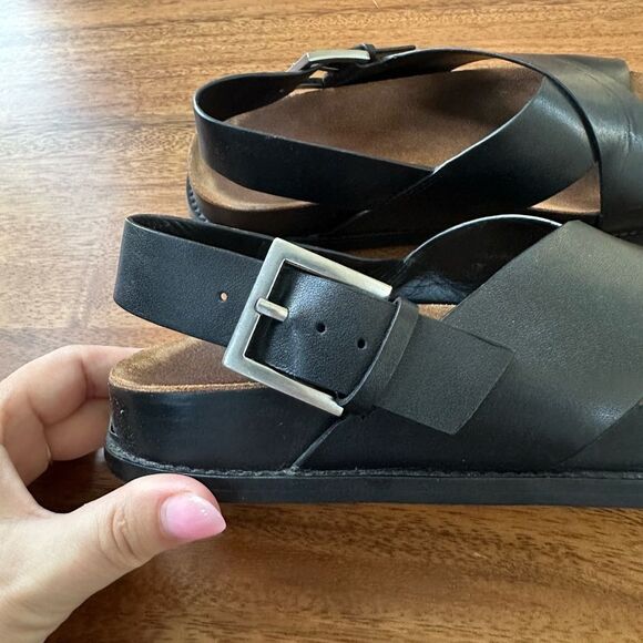 Massimo Dutti Black Leather Sandals. Size 37 - Picture 5 of 8